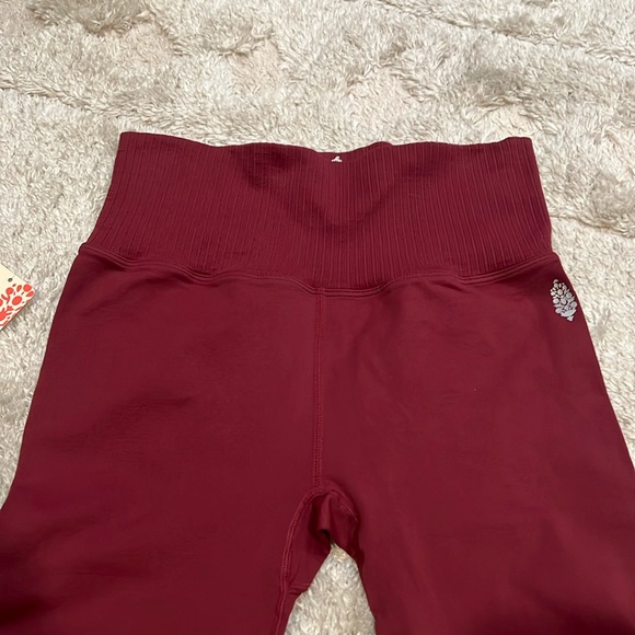 Free People | FP Movement Burgundy High-Rise Good Karma Leggings size M/L NWT - Picture 4 of 15